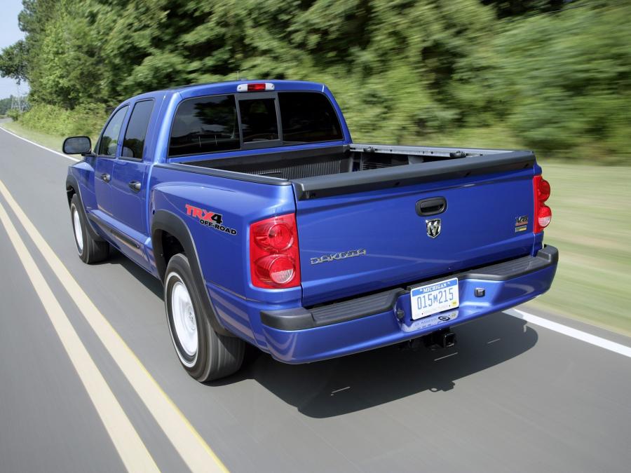  Dodge Dakota TRX4 Crew Cab 2007 года  (фото 8 из 11)